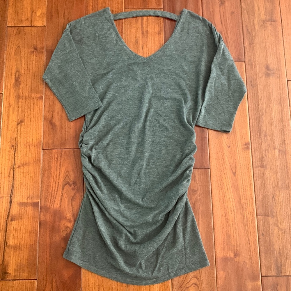 ONE CLOTHING Dress Size M Grey Rouched Sides ¾ Sleeve Sexy V-neck & back Stretch